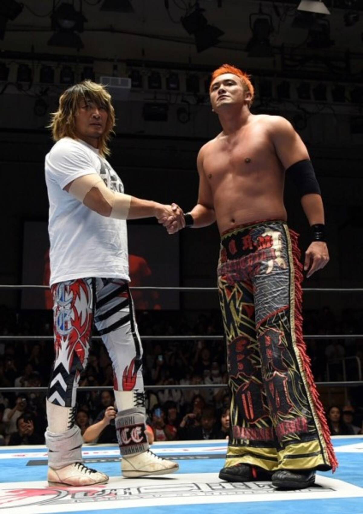 新日本 棚橋弘至とオカダ カズチカがバレットクラブ制裁へ夢の合体 18年11月8日 エキサイトニュース