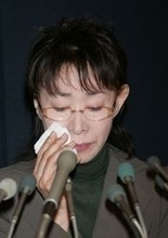 高橋祐也被告、初公判で「月2回」覚せい剤使用認める 母・三田佳子はまだ「子離れ」できず？