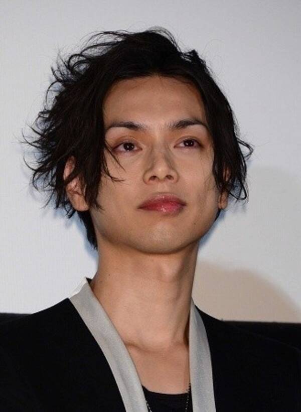 水嶋ヒロが アレク化 他にやることないのか の声も 実業家としての活動は 19年2月22日 エキサイトニュース