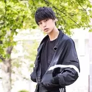 ブスやし いらんし 恋愛番組出演のモデル ファンのプレゼントを蹴飛ばし炎上 イベントも出演禁止に 19年5月21日 のコメント一覧 エキサイトニュース