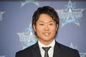 Dena 山崎 高校時代にいじめを受けていた 同級生 ローランドが暴露 知られざる苦悩と克服できた友情秘話 19年12月6日 エキサイトニュース