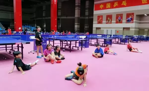 「日本の青少年が中国で国際合宿、卓球への愛が心をつなぐ」の画像