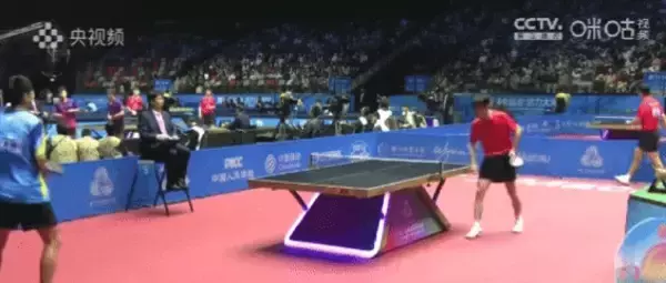 「卓球の試合で選手がやたらと台を触るのはなぜ？―中国メディア」の画像
