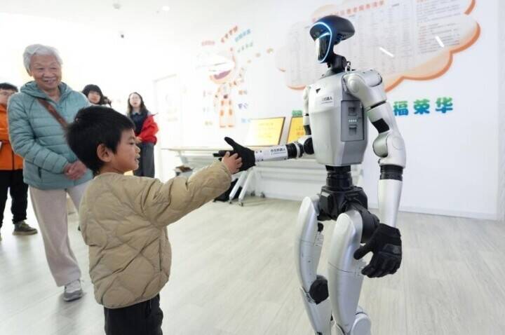 北京でスマートウェルネスロボット高齢者ケア拠点が運用開始―中国