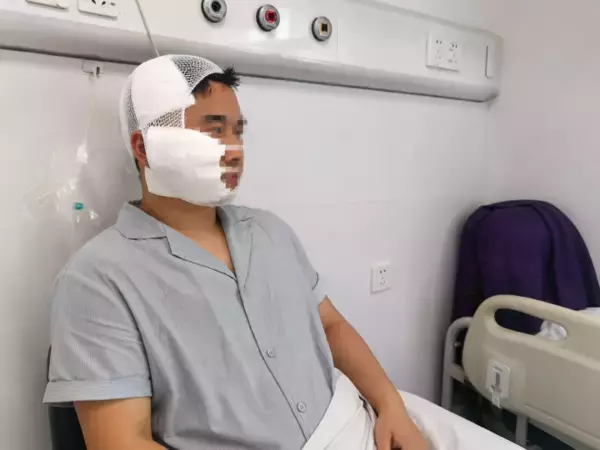 「レジャー施設のダイビング体験でサメにかまれた男性、和解成立を報告―中国」の画像