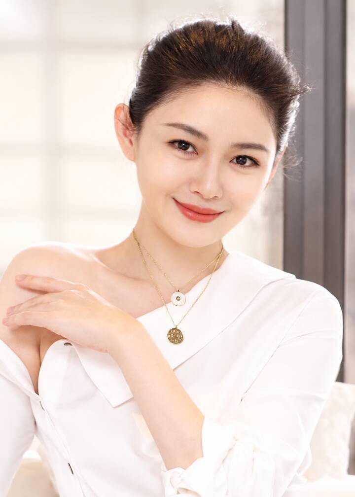 ネットで物議、1年前に死去の俳優ホイ・シウホンさんの姿をCMで使用―中国メディア
