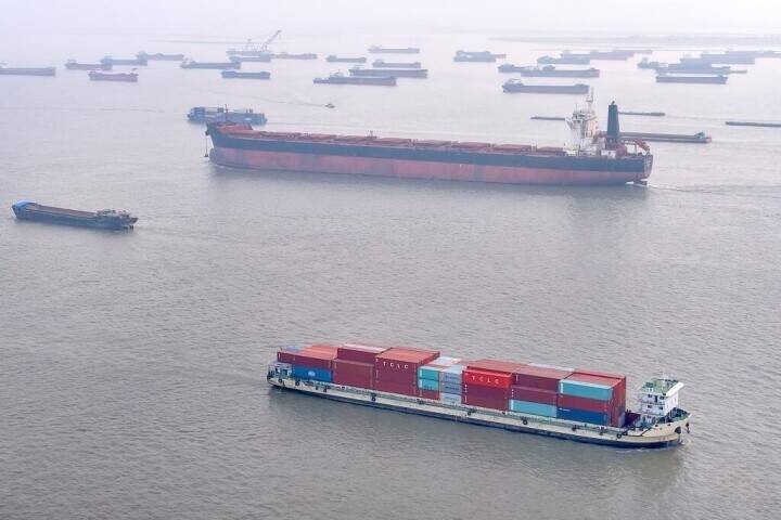 長江幹線港湾、2025年の貨物取扱量が過去最高に―中国