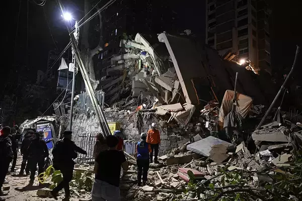 ベネズエラ、強い地震で32人死亡700人負傷