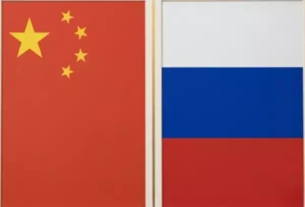 中ロ両国の首脳は一貫して戦略的意思疎通を維持―中国外交部