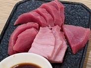 訪日中国人、マグロの柵を「包丁なし」で切った驚きの方法―中国ネット