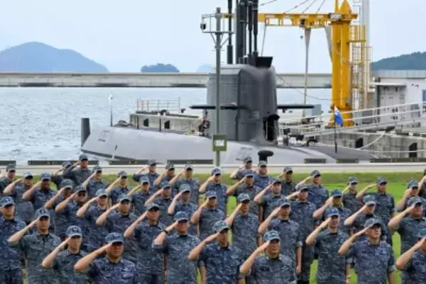 韓国潜水艦、初の太平洋横断、161日間・2万8000キロ航海、多国籍訓練にも参加
