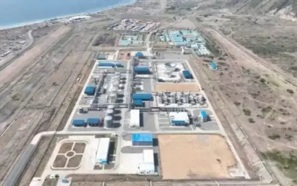 中国が建設を請け負ったウガンダ初の商業油田が完工