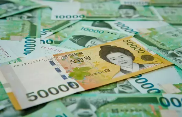 12歳の児童も申請可能に、韓国のクレジットカード新規定が物議醸す