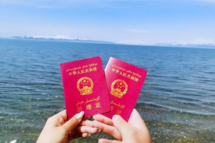 中国で結婚ブーム、ナイトクラブでの結婚式が認められる―英メディア