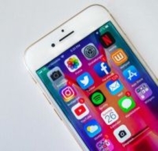 ノルウェー、16歳未満のSNS利用を禁止へ