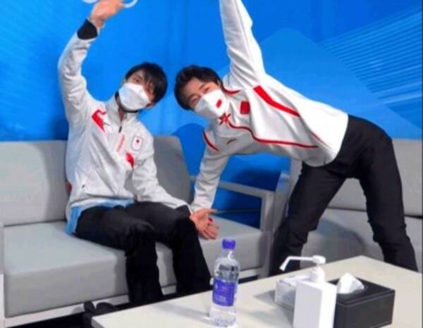 羽生結弦と中国選手が見せたポーズが かわいい と話題に 22年2月10日 エキサイトニュース