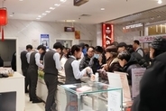 中国で「金買い」ラッシュ、早朝から並んでも購入できず怒号―香港メディア