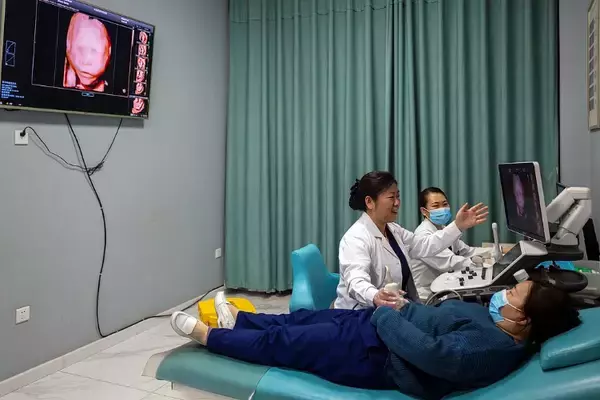 中国で2026年に出産の基本無料が実現する見込み