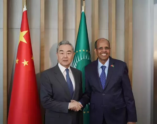 中国とAUが戦略対話を開催