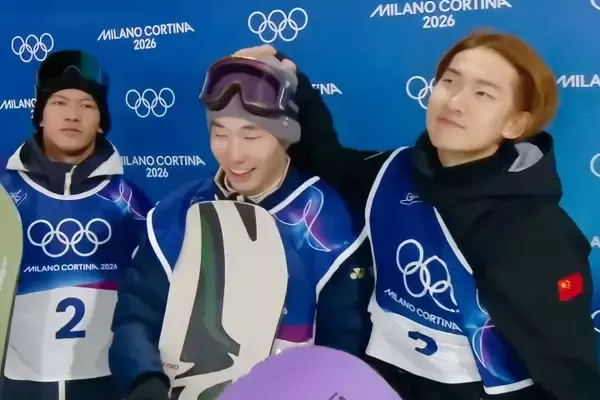 「金・銀の日本選手の頭を……中国・蘇翊鳴の振る舞いが話題＝「涙が出てきた」「こういうの大好き」」の画像