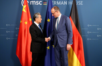 独メルツ首相の初訪中、中国には「米国は孤立」の印象づくりの思惑も―独メディア