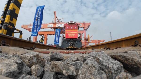 1000万TEU突破、広西北部湾港のコンテナ取扱量が新記録―中国