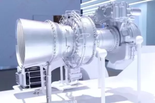 中国での国際航空展で航空燃料なしの航空機エンジンが出展