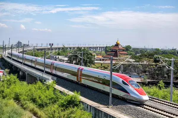 ジャカルタ・バンドン高速鉄道の安全運行1000日達成、累計旅客数1658万人を突破