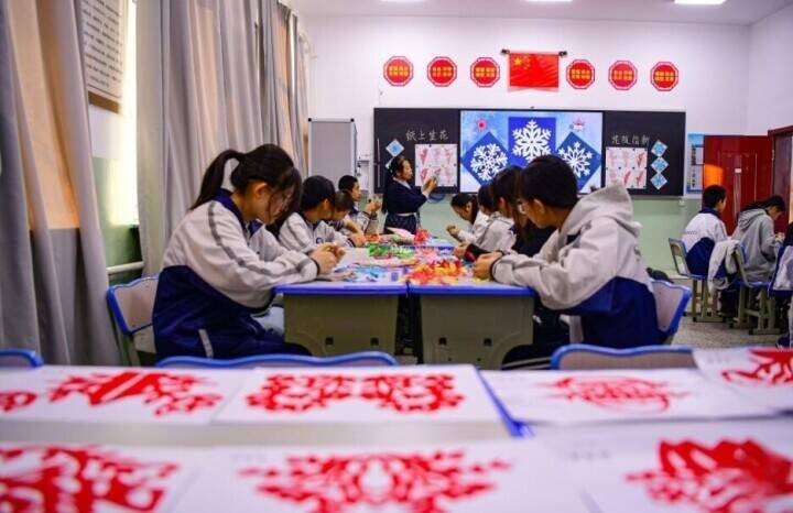 フルンボイルで「雪休み」スタート、青少年が氷雪活動を満喫―中国