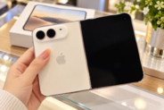 アップル初の折りたたみ「iPhone Duo」、発売3日で注文取り消し相次ぐ―中国メディア