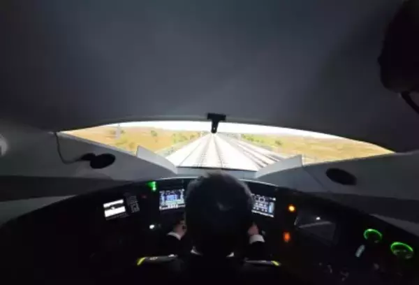 北京にシミュレーションで高速鉄道の運転を学ぶ訓練センターが誕生―中国