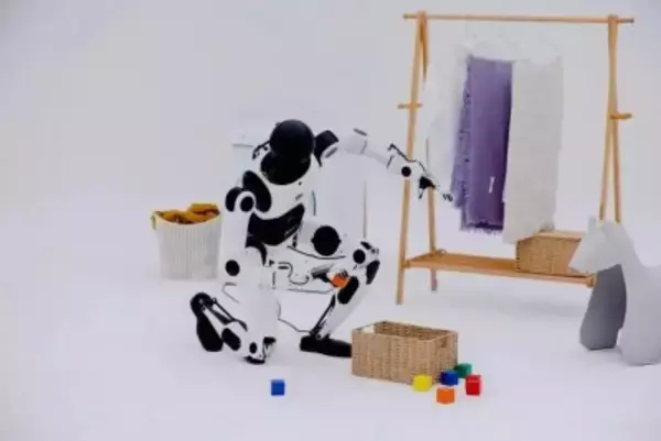 新世代汎用ロボットが北京で発表、操作精度はミリメートルレベルに―中国