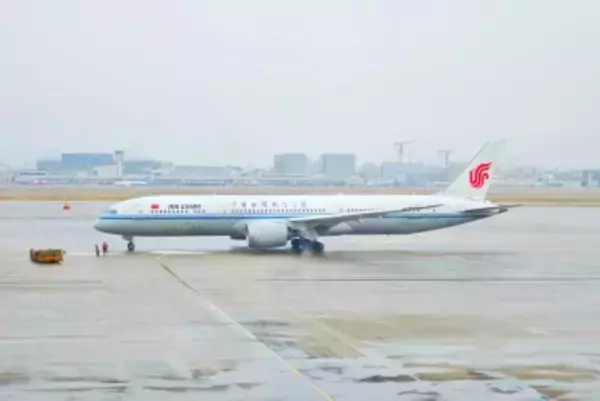 中国国際航空の便に搭乗しようとしたところ体重測定を求められた―中国メディア