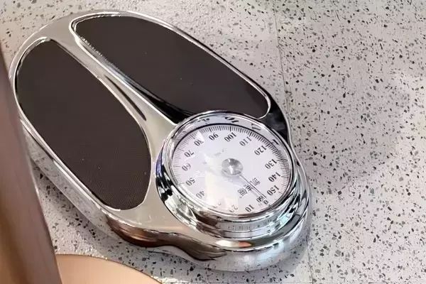 「中国国際航空の便に搭乗しようとしたところ体重測定を求められた―中国メディア」の画像