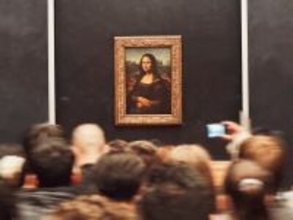 ルーブル美術館で被害額18億円の大規模チケット詐欺、中国人夫婦が関与―仏メディア