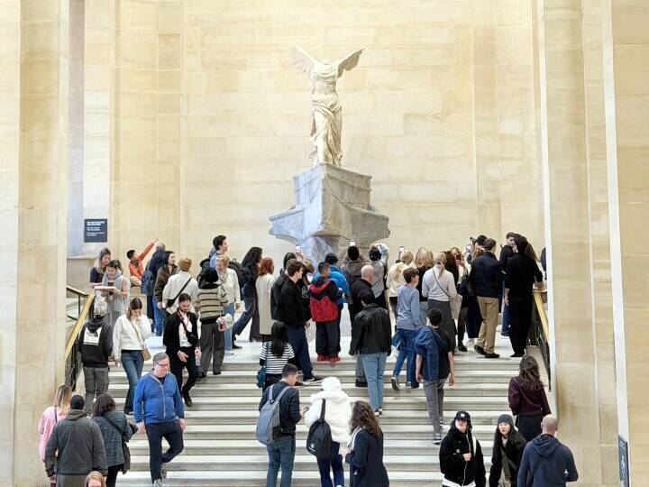 ルーブル美術館で被害額18億円の大規模チケット詐欺、中国人夫婦が関与―仏メディア