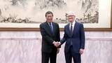 「何立峰副総理、多国籍企業トップと会談―中国」の画像1