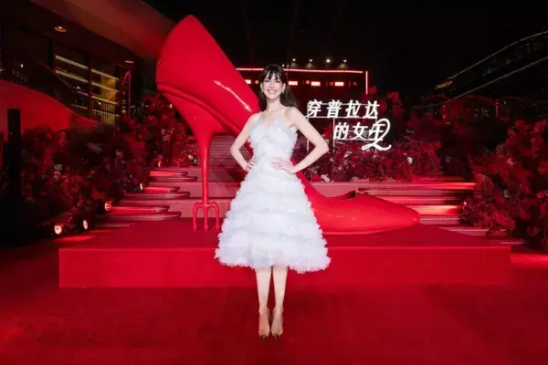 「映画「プラダを着た悪魔2」上海プレミア、主演のメリル＆アンが登場―中国メディア」の画像