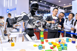 スピリットAI共同創業者「人型ロボは早ければ来年にも人の話を理解できるようになる」―中国メディア