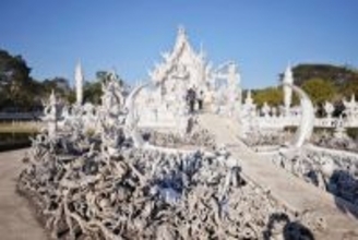 台湾人観光客がタイ寺院で現地人と殴り合い、「立ち止まり禁止」を無視か―台湾メディア