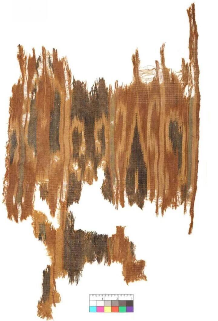 中国で出土した唯一の唐代金メッキの甲冑が修復完了