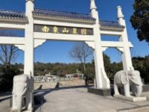 中国で高級墓所が売れない理由とは？高騰する価格と変わる消費者の選択