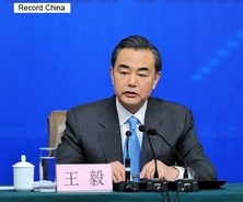 中国外相「日中のさらなる関係改善は民間交流から」―米華字メディア