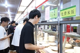「後払いOK」「こっそりチャージ」中国各地の大学食堂、さまざまな形で経済的に困難な学生を支援