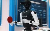 「智元機器人の人型ロボット、世界で初めて卓球の完全自律対戦に成功―中国」の画像1