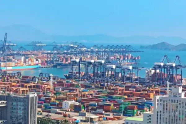 中国の貿易黒字が過去最高の1兆ドル突破、「危険信号」か「安定の錨」か―香港メディア