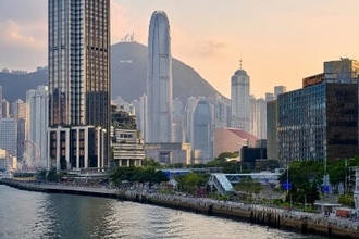 香港の不動産市場で中国人の買い手が急増、わずか3日で20億円の豪邸購入した人も―中国メディア