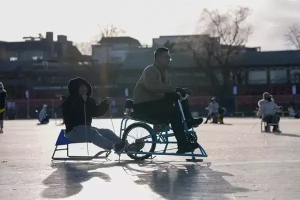 「什刹海の前海でスケートリンクの営業が開始―北京市」の画像