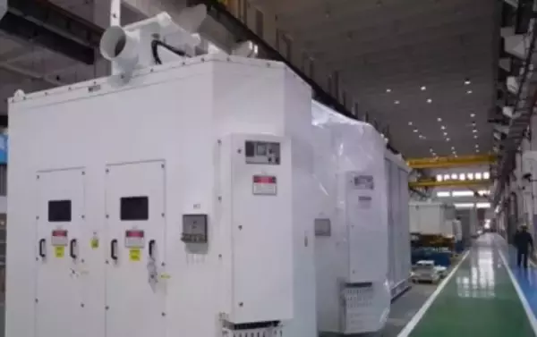 中国の変圧器工場で受注が2027年までいっぱい、世界の計算能力構築加速受け