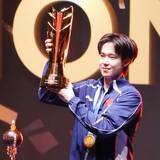 「＜卓球＞王楚欽は「日本人よりも日本人」、表彰台での日本選手への気遣いが話題」の画像1